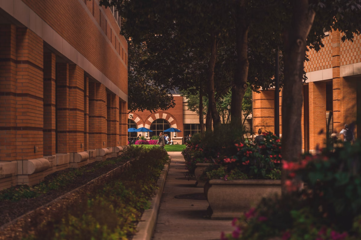 Social Media in the Advertising & PR World